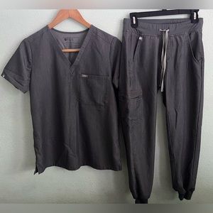 Figs jogger scrub set